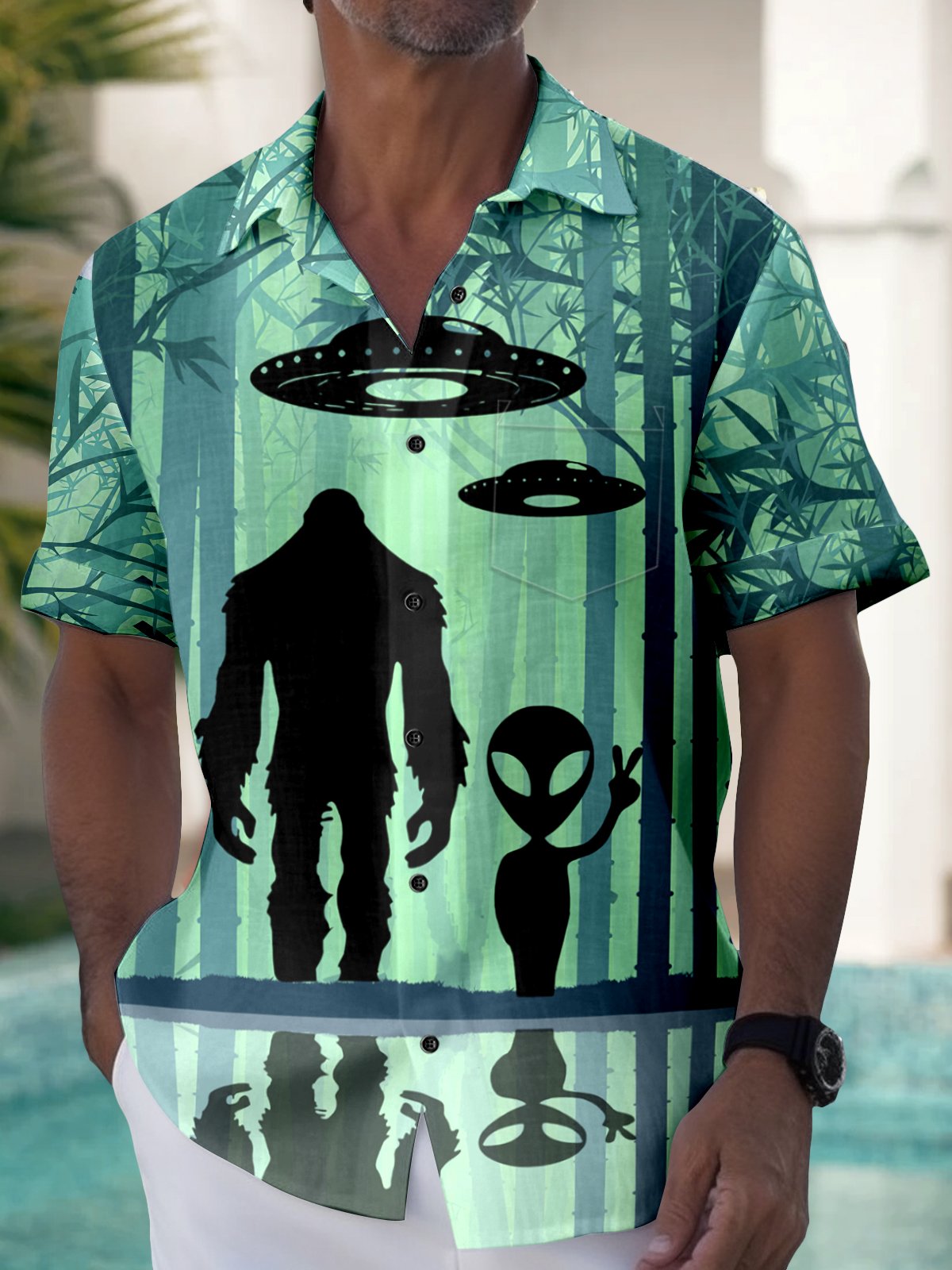 JoyMitty Bamboo Bigfoot Alien Spaceship Print  Men's Hawaiian Oversized Shirt with Pockets