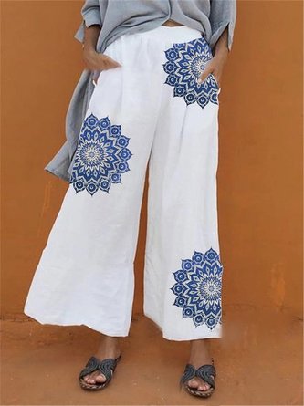White Floral Pockets Casual Shift Pants